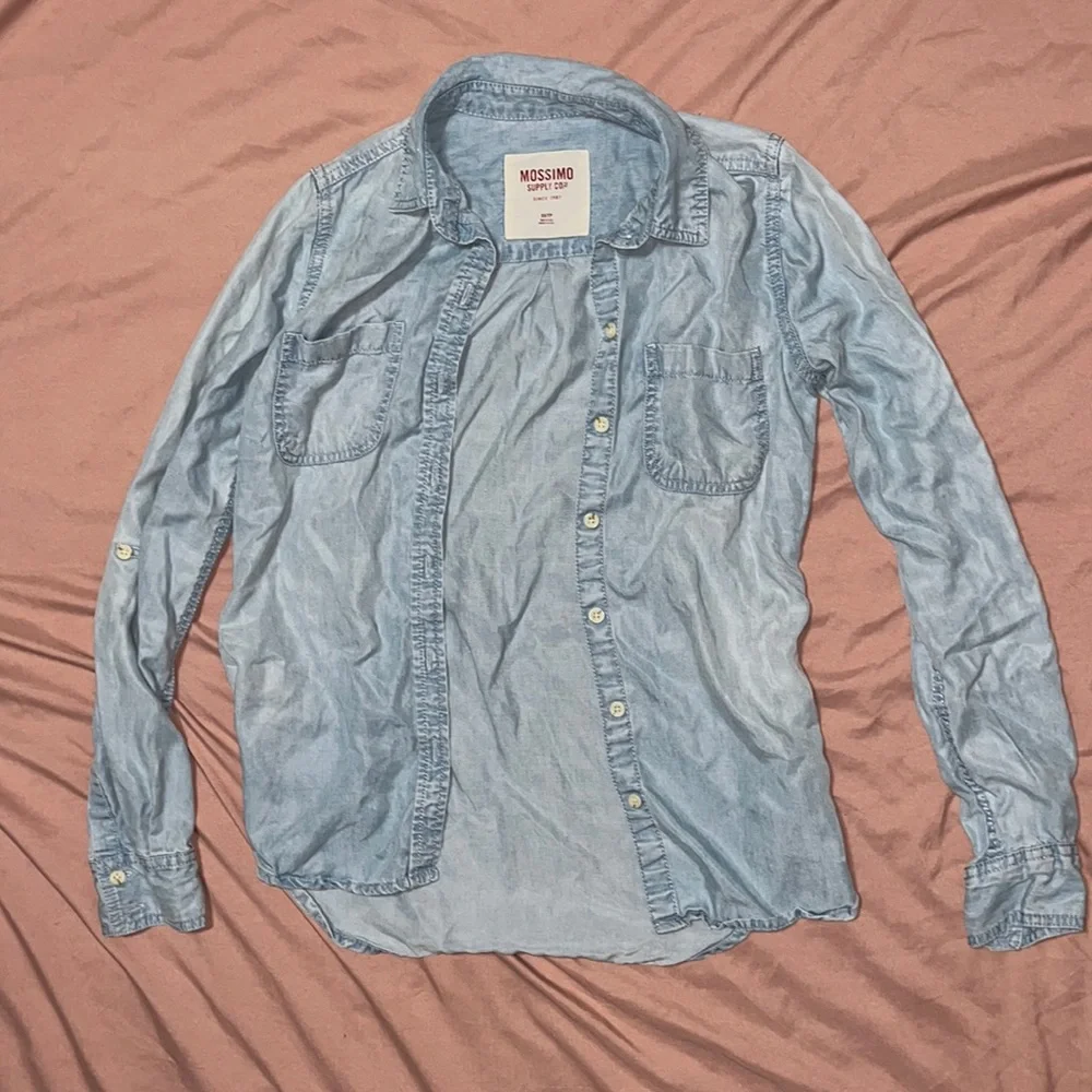 Mossimo Button down shirt - Picture 1 of 2